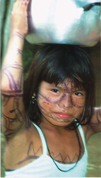 Jeune fille munduruku, Amazonie / Munduruku girl, Amazonia